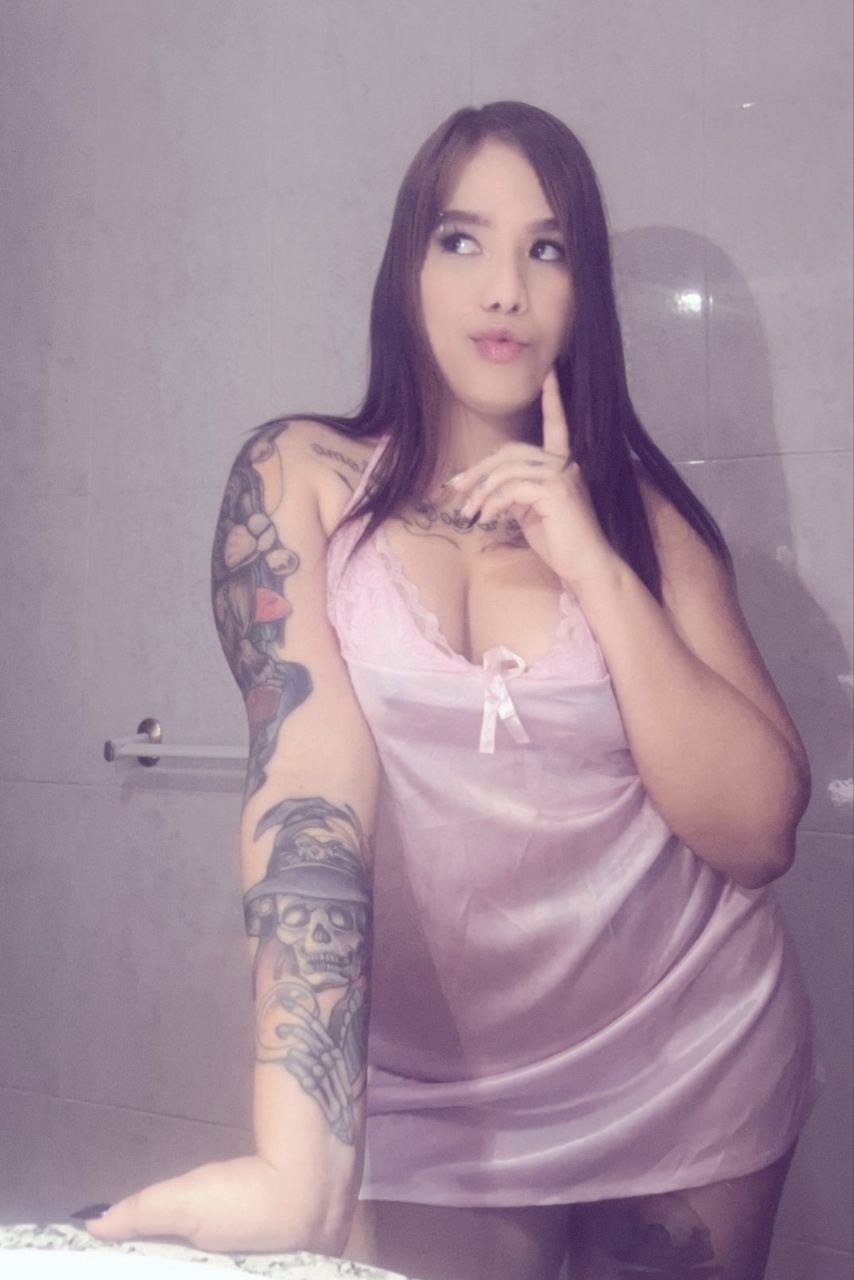 Keily, 24 — adult woman from Venezuela