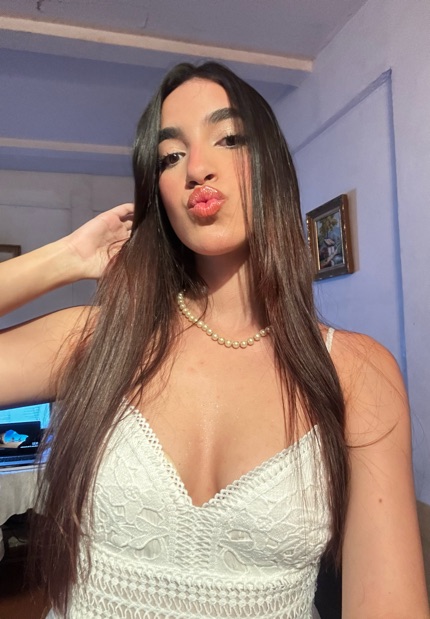 Valen, 23 — adult woman from Venezuela