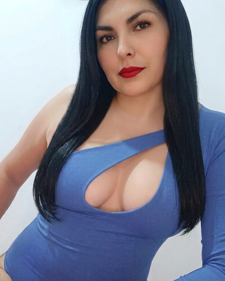 Ginna, 24 — adult woman from Venezuela